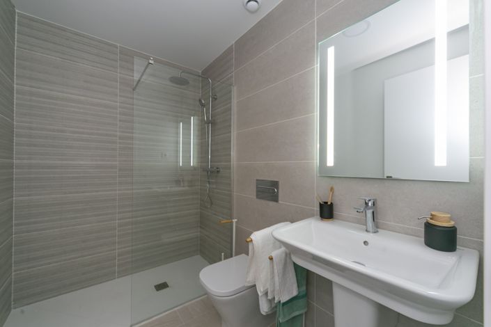 Image No.30-2 Bed Apartment for sale