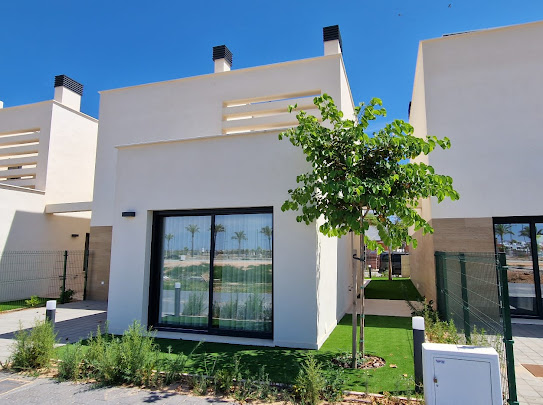 Image No.3-3 Bed Villa for sale