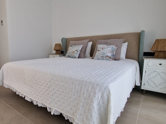 Image No.7-3 Bed Villa for sale