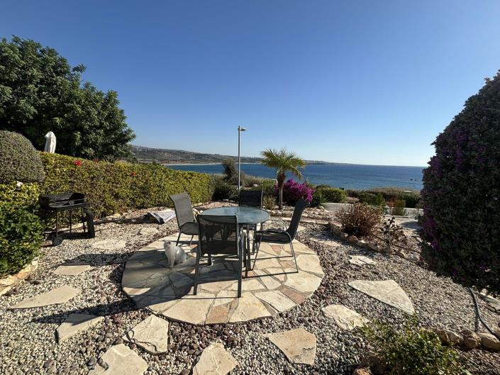 Image No.23-2 Bed Townhouse for sale