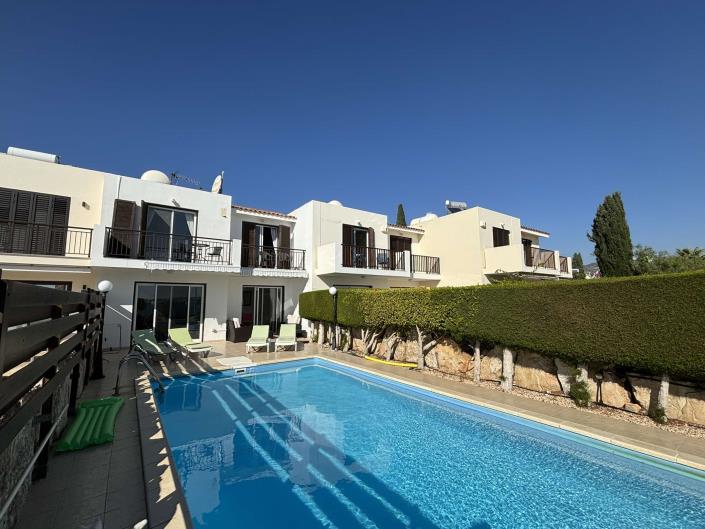 Image No.2-2 Bed Townhouse for sale