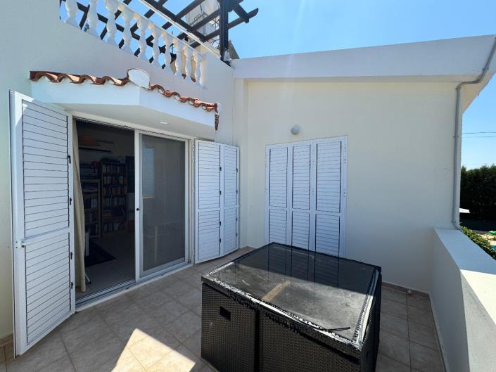 Image No.29-4 Bed Villa / Detached for sale