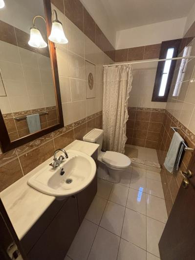 Image No.29-4 Bed Villa / Detached for sale