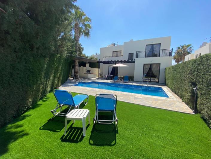 Image No.1-3 Bed Villa / Detached for sale