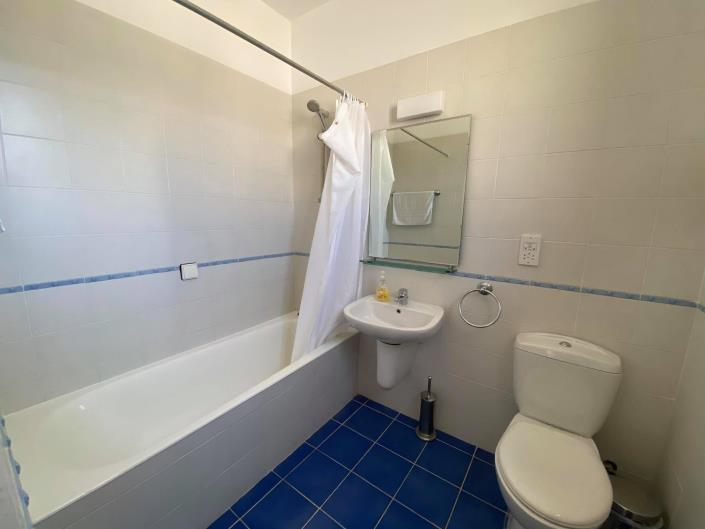 Image No.13-3 Bed Villa / Detached for sale