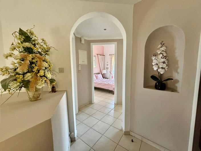 Image No.14-3 Bed Villa for sale