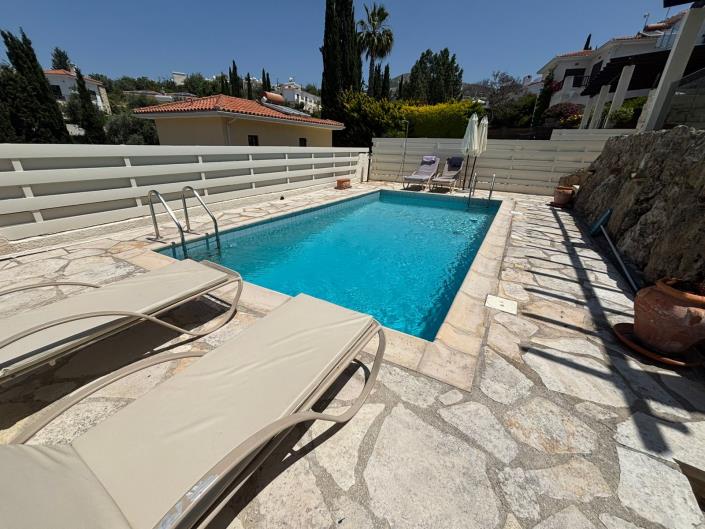 Image No.24-3 Bed Villa for sale