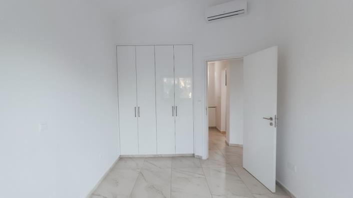 Image No.5-3 Bed Villa / Detached for sale