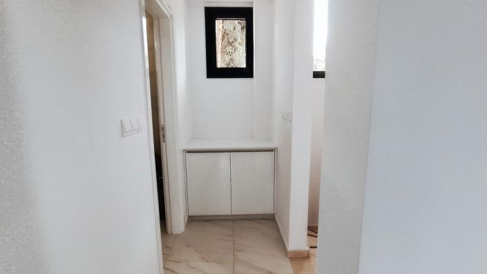 Image No.10-3 Bed Villa / Detached for sale