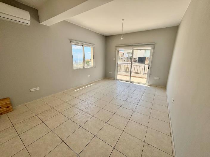 Image No.10-3 Bed Semi-Detached for sale