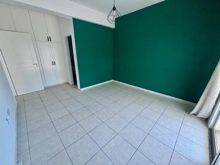 Image No.14-3 Bed Semi-Detached for sale