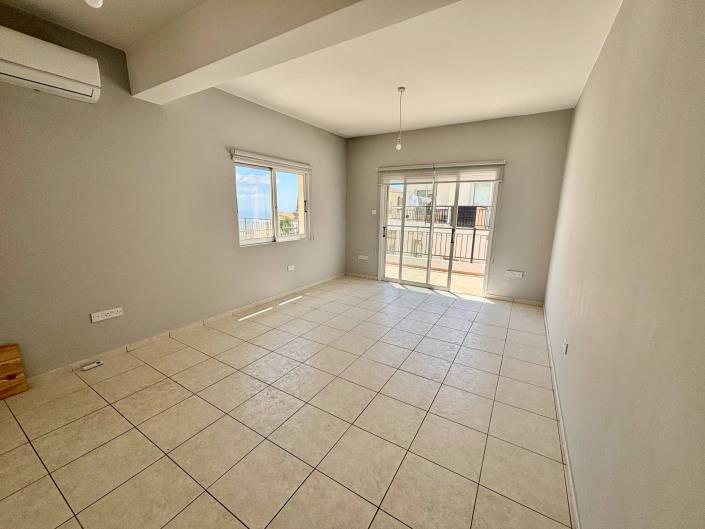 Image No.12-3 Bed Semi-Detached for sale