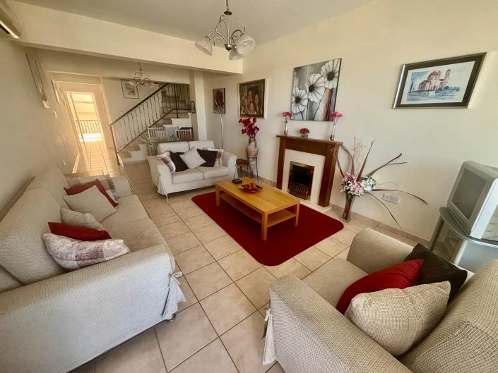 Image No.4-2 Bed Townhouse for sale