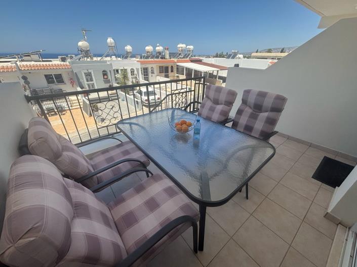 Image No.2-2 Bed Townhouse for sale