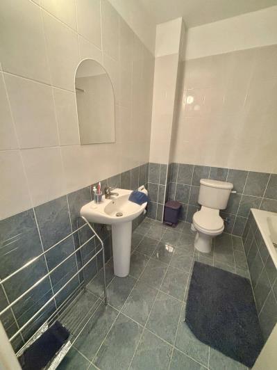 Image No.18-2 Bed Townhouse for sale