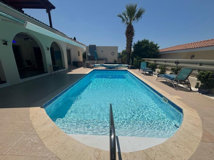 Image No.2-3 Bed Bungalow for sale