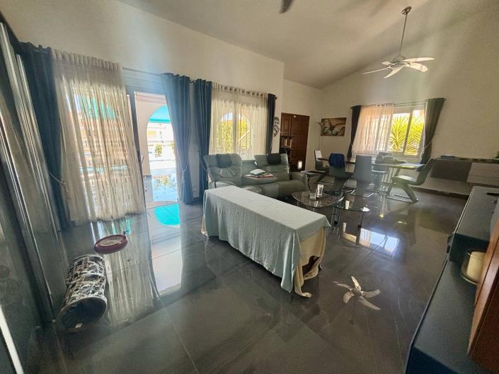 Image No.6-3 Bed Bungalow for sale