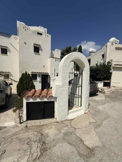 Image No.29-3 Bed Semi-Detached for sale