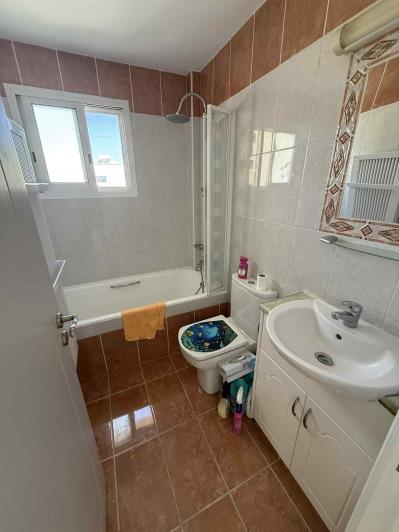 Image No.18-3 Bed Villa / Detached for sale