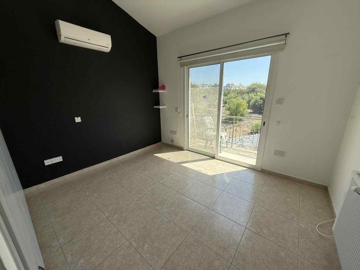 Image No.14-3 Bed Villa / Detached for sale