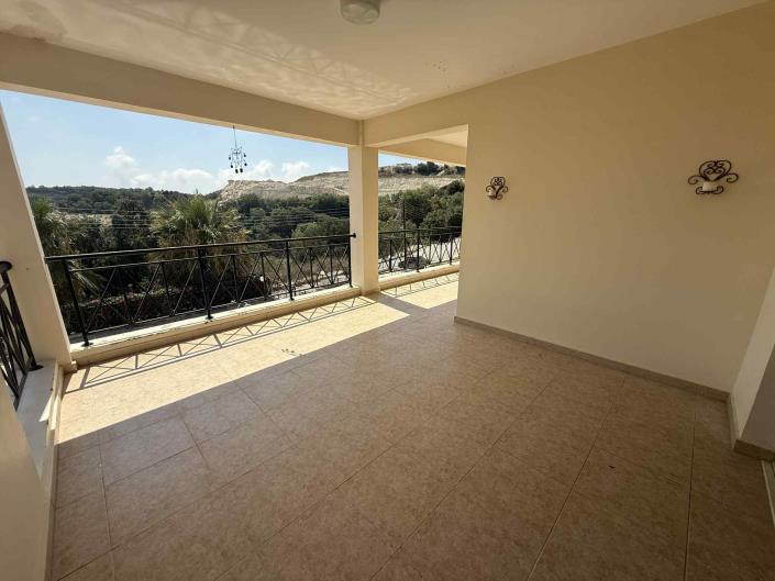 Image No.9-4 Bed Villa / Detached for sale