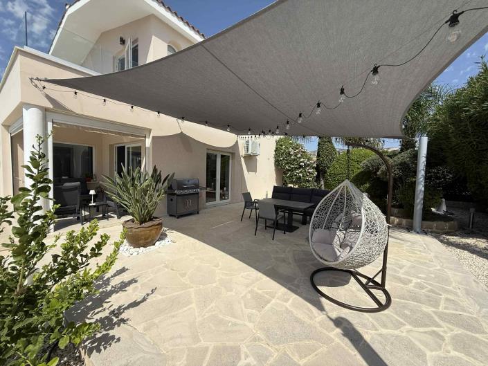 Image No.26-3 Bed Villa / Detached for sale