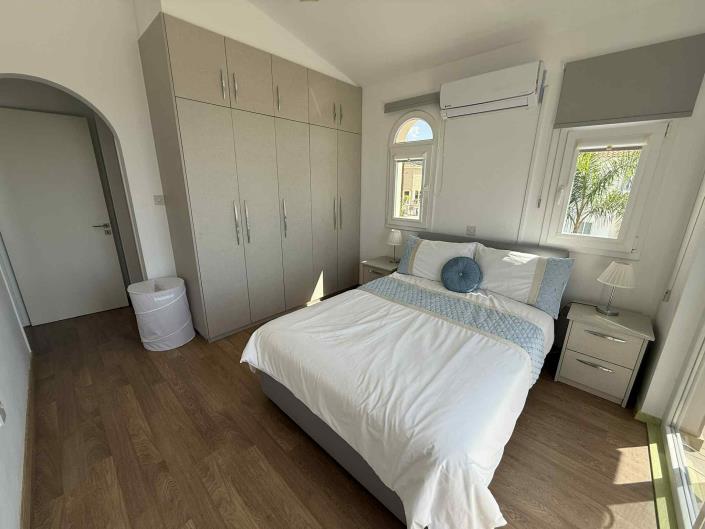 Image No.22-3 Bed Villa / Detached for sale