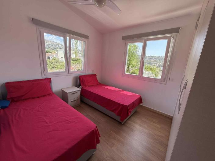 Image No.24-3 Bed Villa / Detached for sale