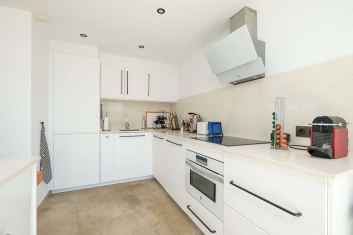 Image No.10-3 Bed Townhouse for sale