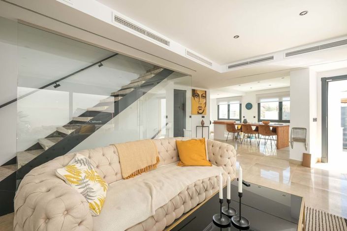 Image No.4-3 Bed Townhouse for sale