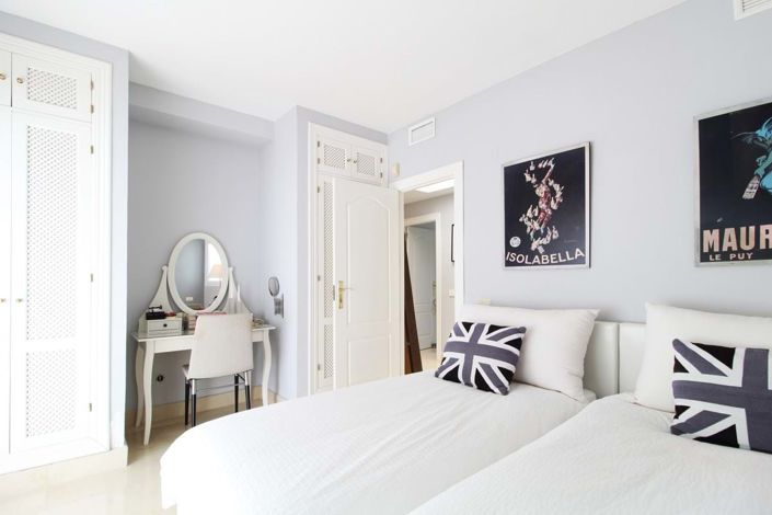 Image No.12-3 Bed Townhouse for sale