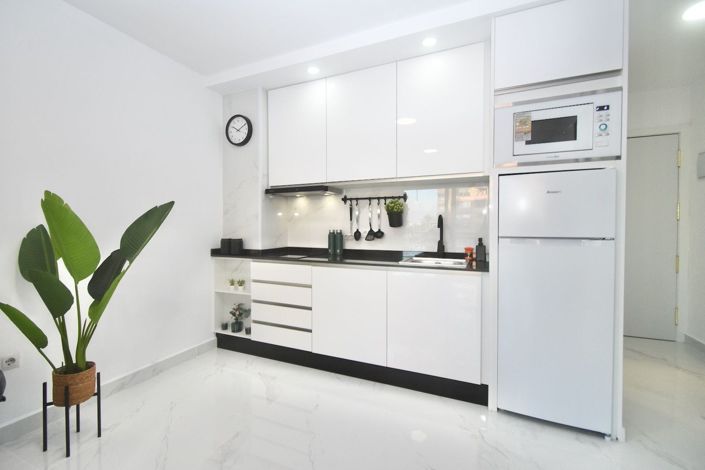 Image No.12-2 Bed Apartment for sale