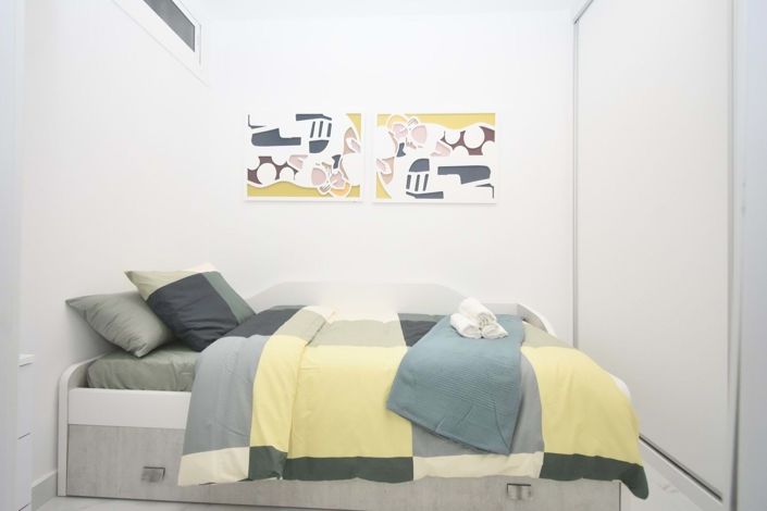 Image No.17-2 Bed Apartment for sale