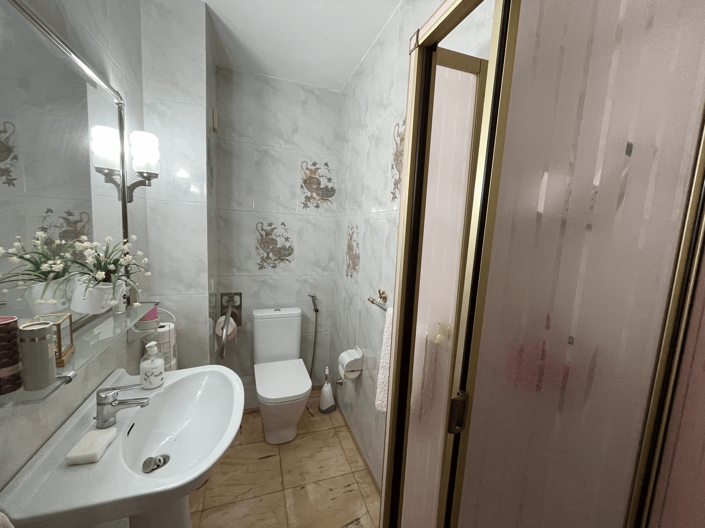 Image No.11-3 Bed Apartment for sale