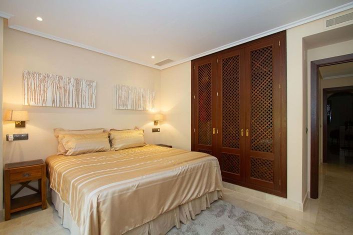 Image No.9-3 Bed Apartment for sale