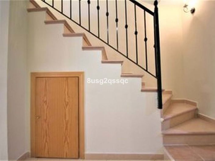 Image No.5-3 Bed Villa for sale