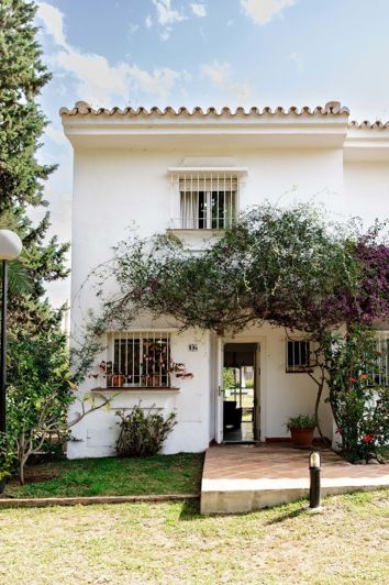 Image No.1-3 Bed Townhouse for sale