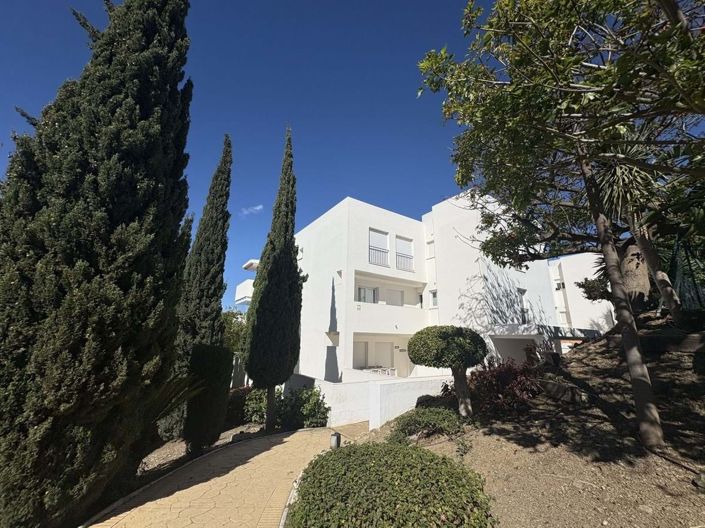 Image No.21-3 Bed Apartment for sale