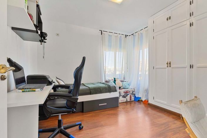 Image No.5-3 Bed Apartment for sale