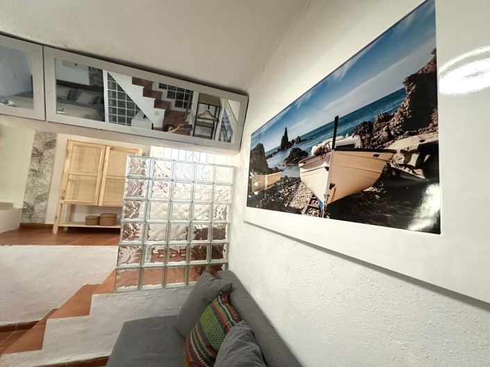 Image No.24-2 Bed Apartment for sale