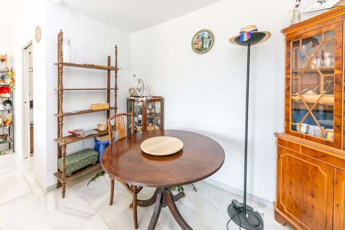 Image No.6-3 Bed Townhouse for sale