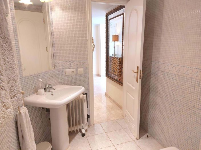 Image No.21-2 Bed Apartment for sale