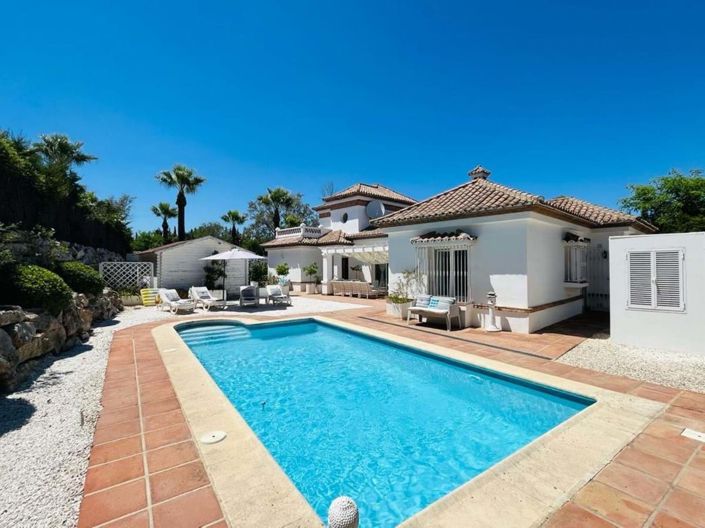 Image No.1-4 Bed Villa for sale