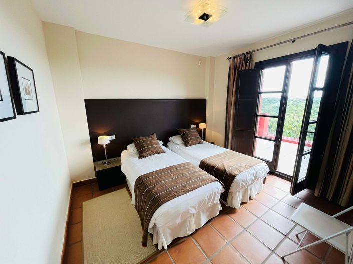 Image No.4-3 Bed Villa for sale