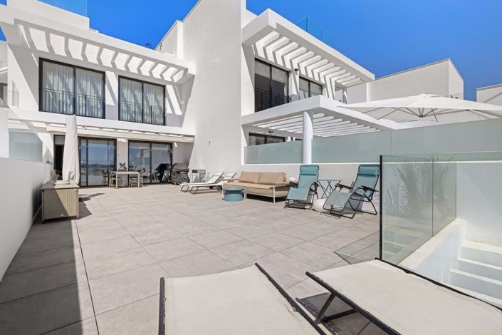 Image No.13-3 Bed Apartment for sale