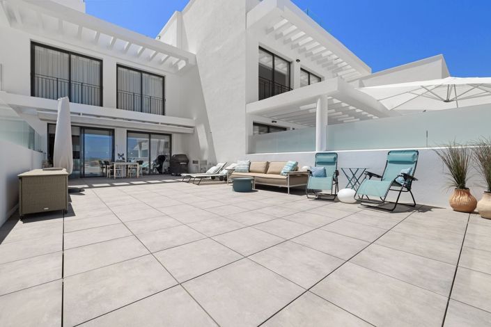 Image No.15-3 Bed Apartment for sale