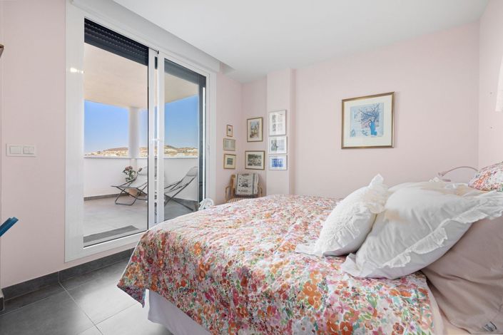 Image No.6-3 Bed Apartment for sale