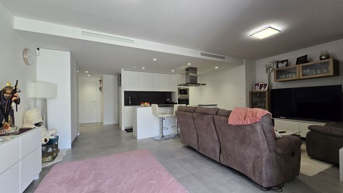 Image No.13-3 Bed Apartment for sale