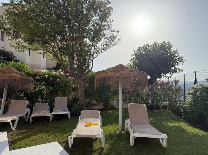 Image No.20-3 Bed Apartment for sale