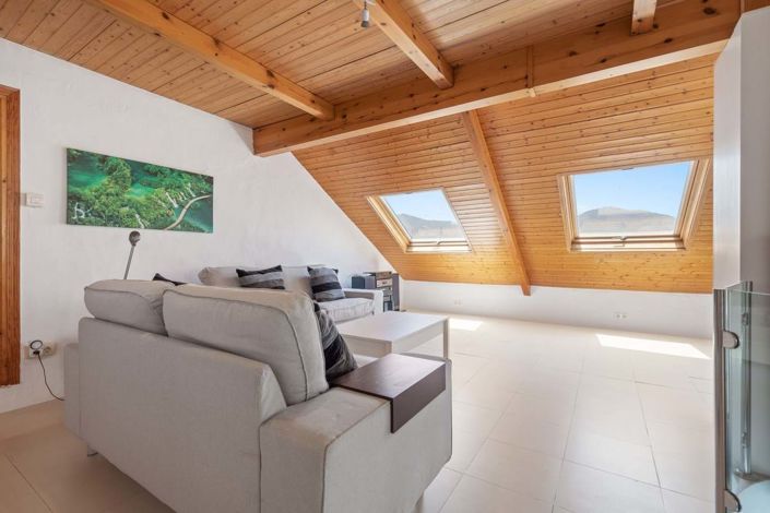 Image No.11-3 Bed Apartment for sale